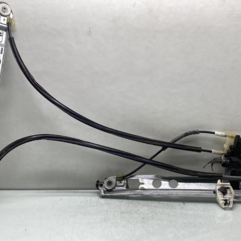 Leve vitre electrique avant droit RENAULT MEGANE 2 Photo n°6
