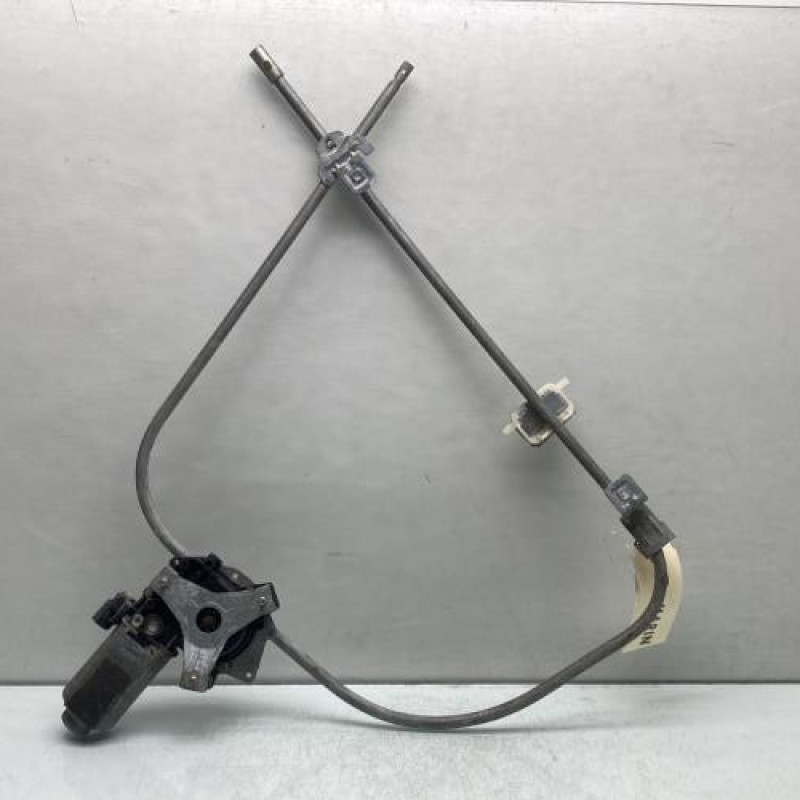 Leve vitre electrique avant droit RENAULT R19 Photo n°1