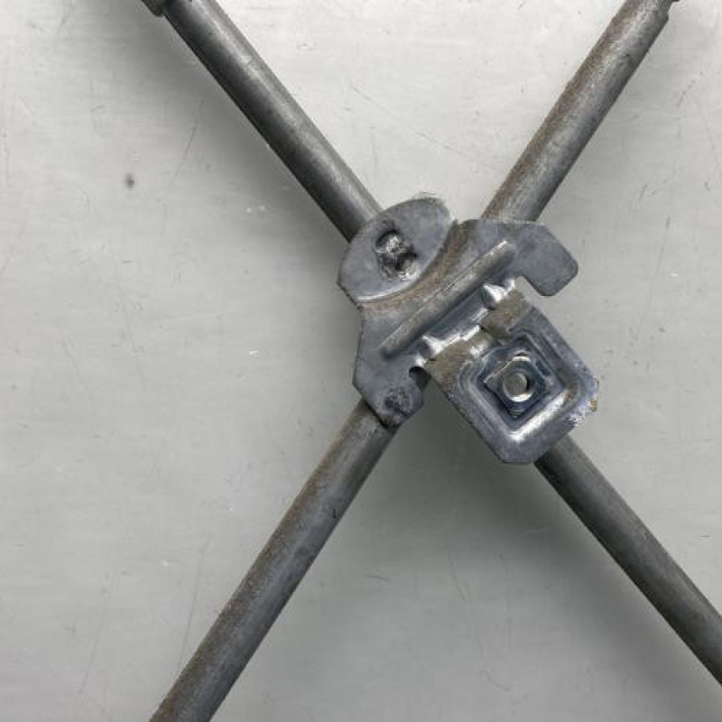 Leve vitre electrique avant droit RENAULT R19 Photo n°3