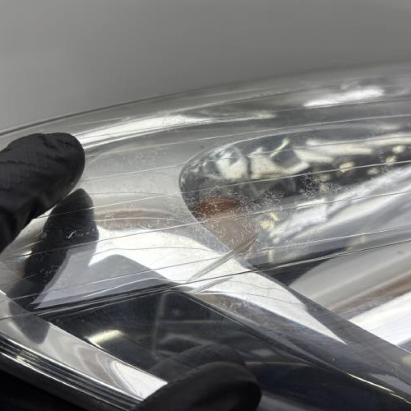 Optique avant principal droit (feux)(phare) OPEL CORSA D Photo n°7