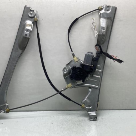 Leve vitre electrique avant droit RENAULT CLIO 3 Photo n°1