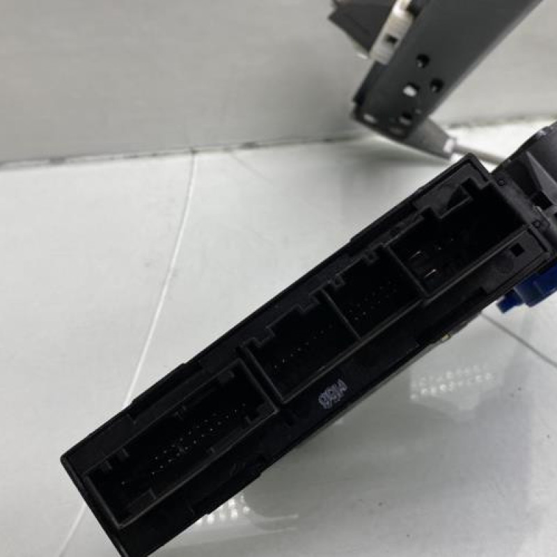 Leve vitre electrique avant gauche AUDI A4 2 Photo n°4