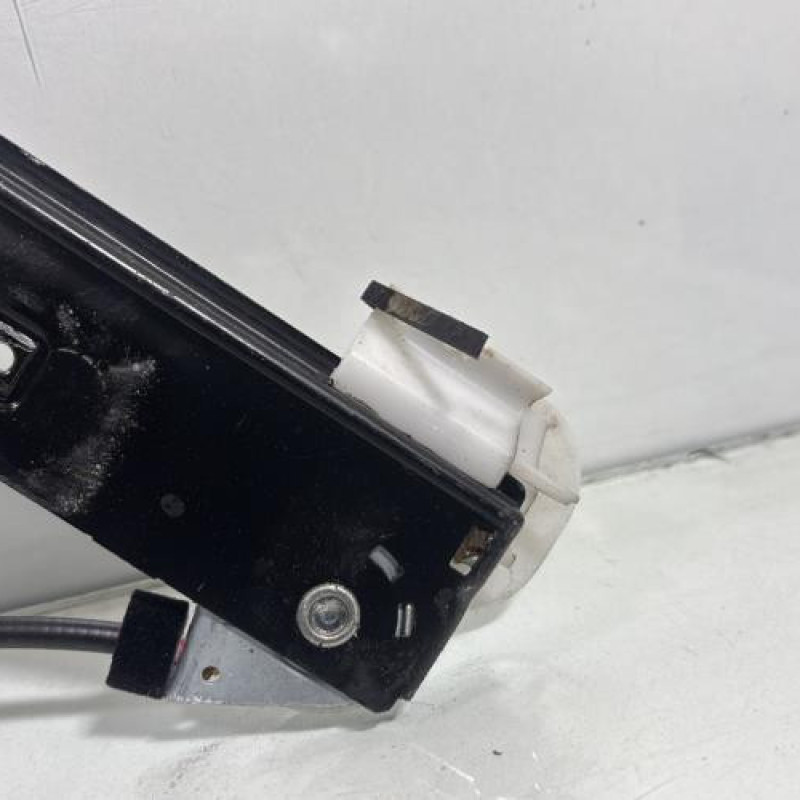 Leve vitre electrique avant gauche FORD MONDEO 3 Photo n°3