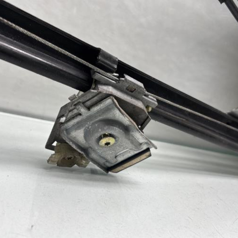 Leve vitre electrique avant gauche BMW SERIE 5 E39 Photo n°3