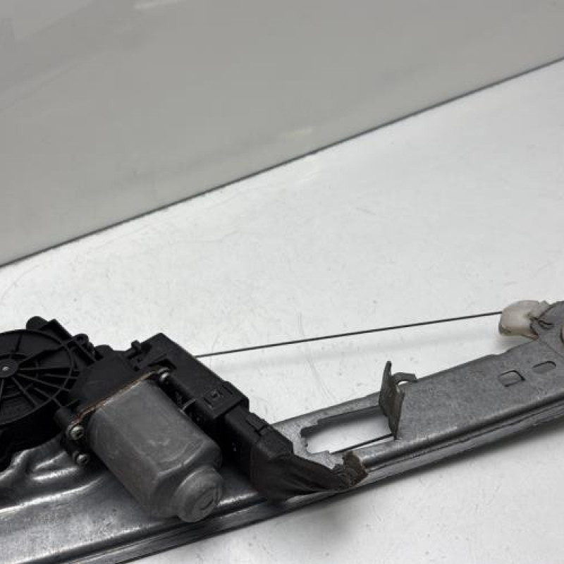 Leve vitre electrique avant gauche RENAULT SCENIC 2 Photo n°3