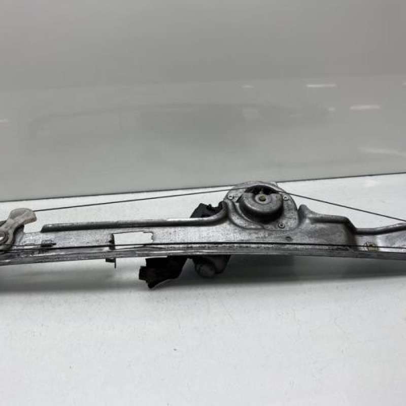 Leve vitre electrique avant gauche RENAULT SCENIC 2 Photo n°5