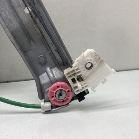 Leve vitre electrique avant gauche PEUGEOT 208 1