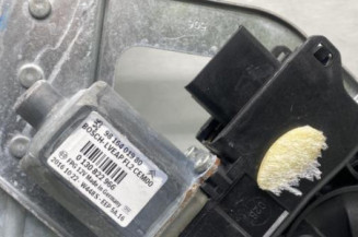 Leve vitre electrique avant gauche PEUGEOT 208 1