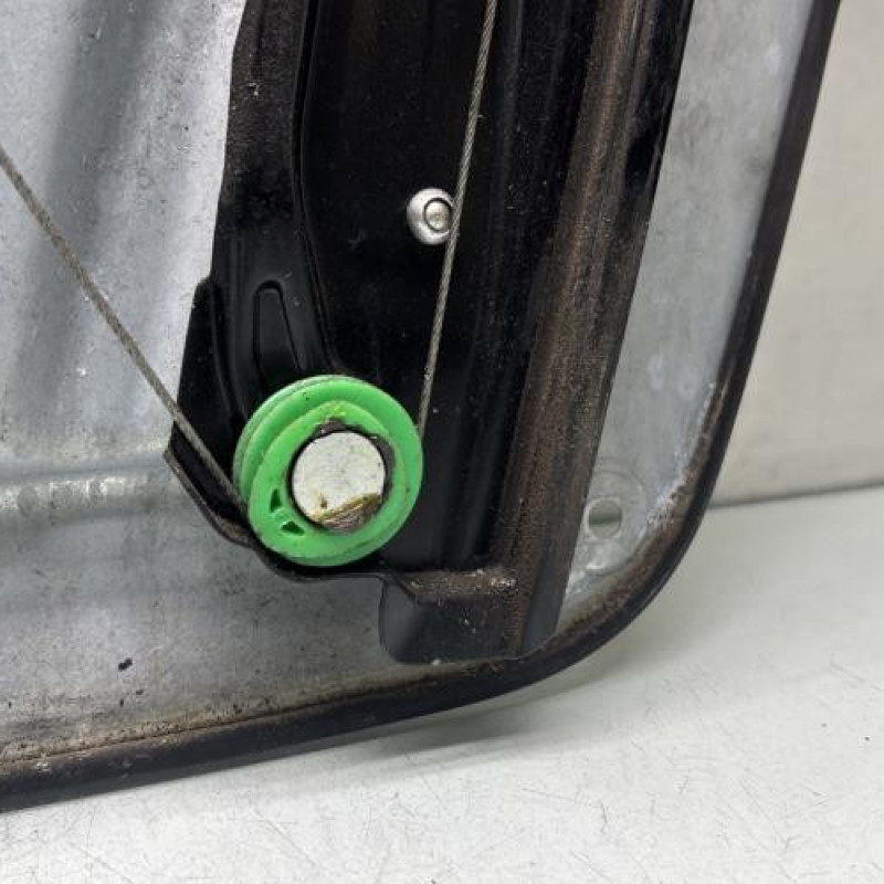 Leve vitre electrique avant gauche VOLKSWAGEN TIGUAN 1 Photo n°3