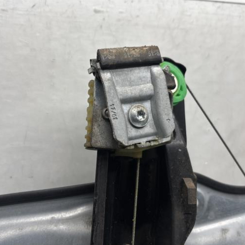 Leve vitre electrique avant gauche VOLKSWAGEN TIGUAN 1 Photo n°5