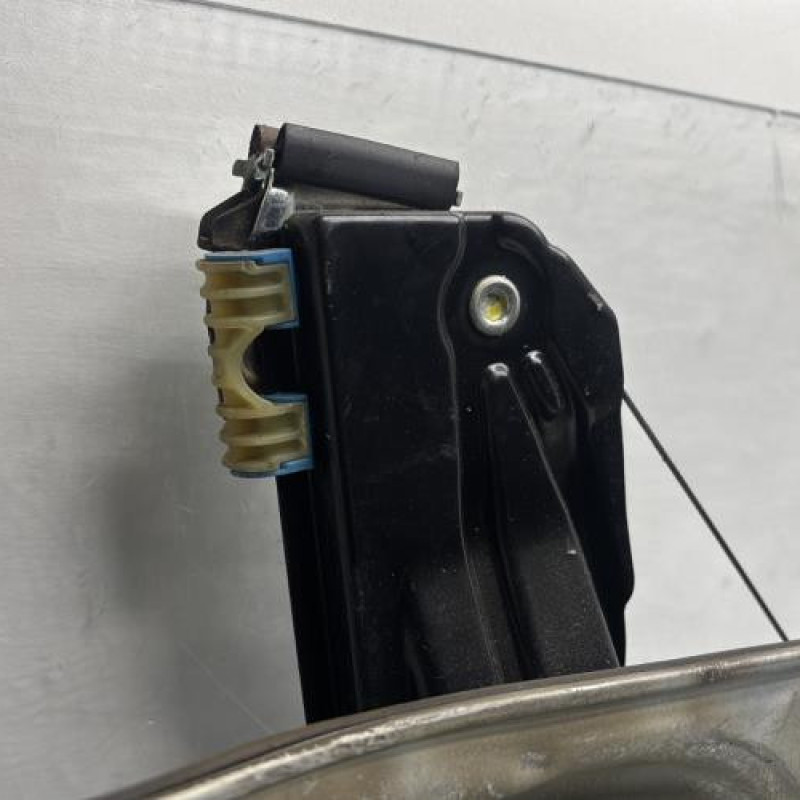 Leve vitre electrique avant gauche VOLKSWAGEN TIGUAN 1 Photo n°7