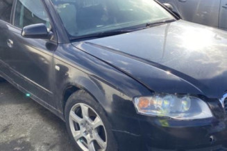 Reservoir essence AUDI A4 2