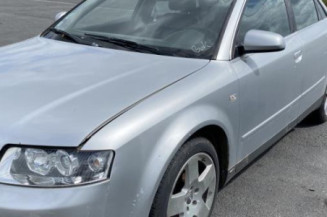 Reservoir essence AUDI A4 2 Photo n°1