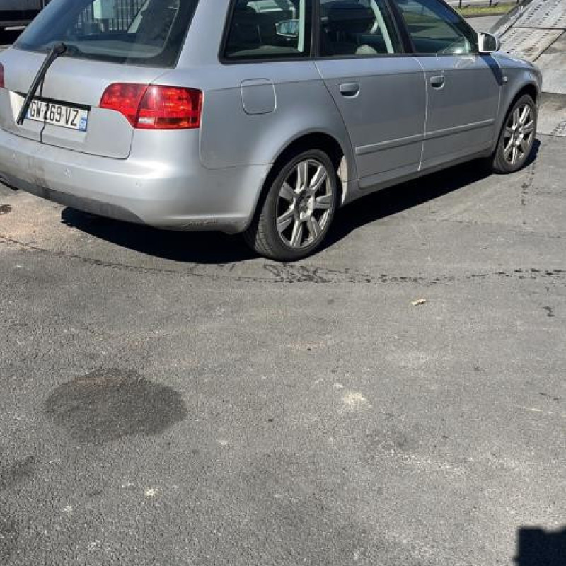 Reservoir essence AUDI A4 2 Photo n°3