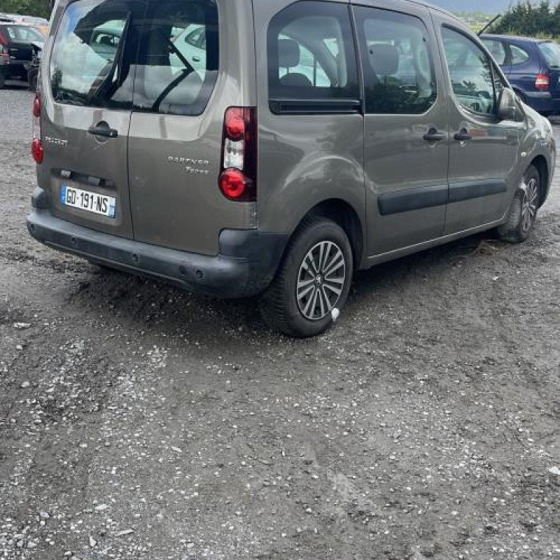 Aile avant droit PEUGEOT PARTNER 2 Photo n°7