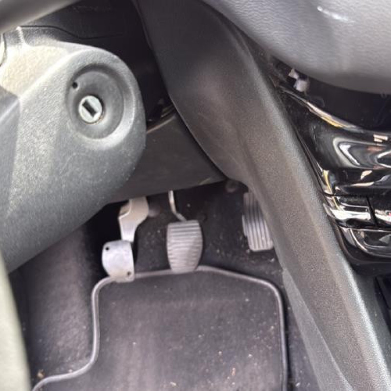 Autoradio d'origine PEUGEOT 208 1 Photo n°17