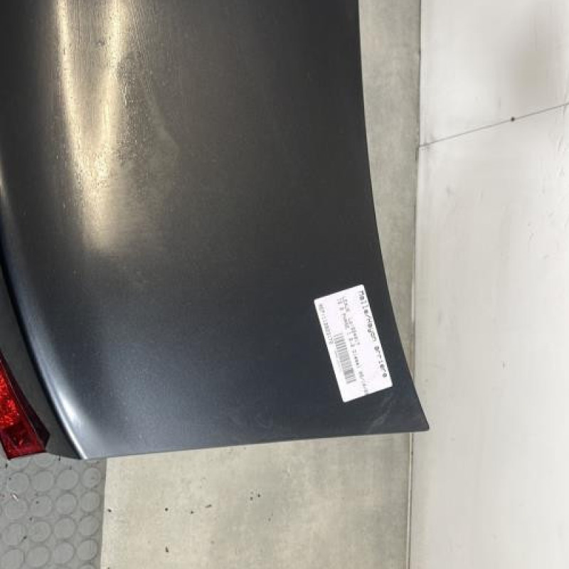 Malle/Hayon arriere LEXUS IS 2 Photo n°4