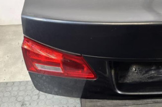 Malle/Hayon arriere LEXUS IS 2