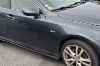 Malle/Hayon arriere LEXUS IS 2