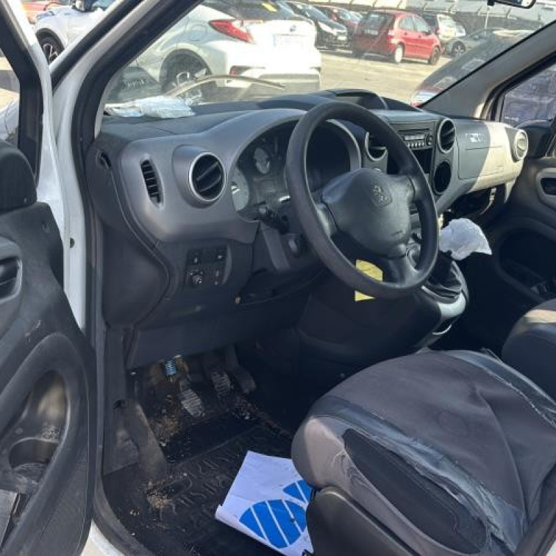 Boitier air bag PEUGEOT PARTNER 2 Photo n°14