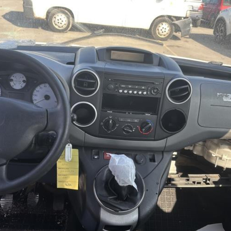 Boitier air bag PEUGEOT PARTNER 2 Photo n°16