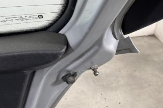 Malle/Hayon arriere OPEL CORSA D