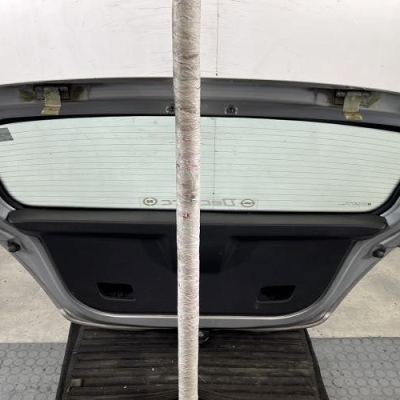 Malle/Hayon arriere OPEL CORSA D Photo n°11