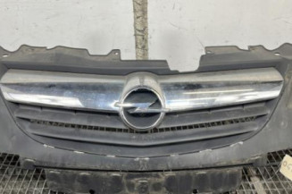 Calandre OPEL CORSA D Photo n°1