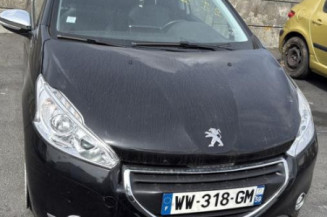 Anti brouillard droit (feux) PEUGEOT 208 1