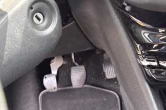 Anti brouillard droit (feux) PEUGEOT 208 1