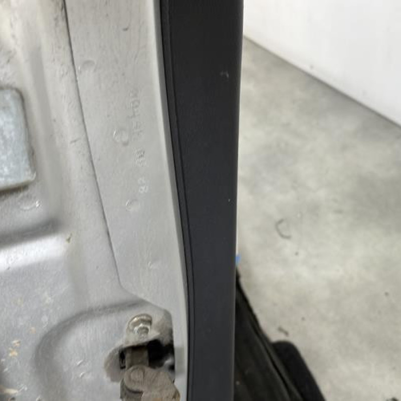 Porte arriere droit OPEL CORSA D Photo n°5