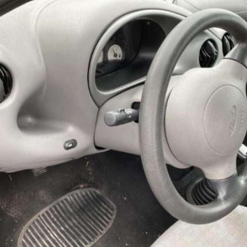 Porte avant droit FORD KA 1 Photo n°19