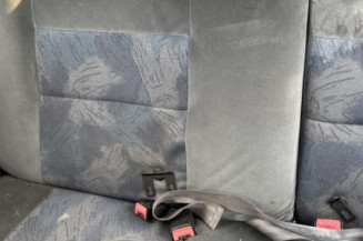 Pare choc arriere RENAULT CLIO 1