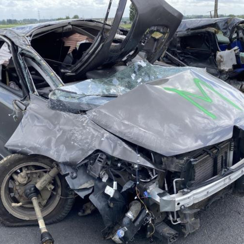 Vitre arriere droit CITROEN C4 PICASSO 2 Photo n°6