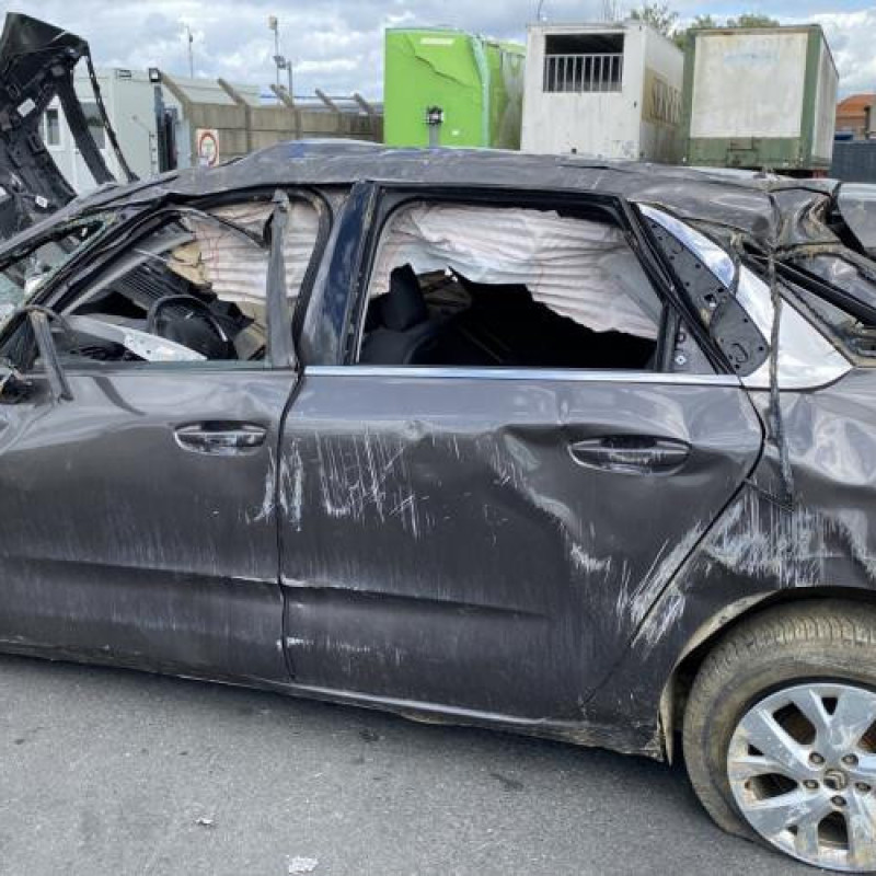 Vitre arriere droit CITROEN C4 PICASSO 2 Photo n°11