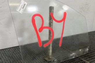 Vitre avant droit MERCEDES VITO 639