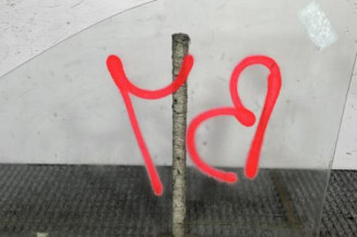 Vitre avant droit MERCEDES VITO 639