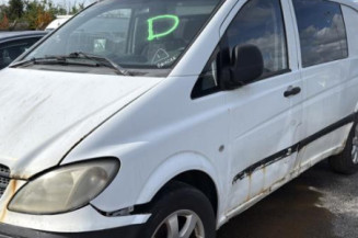Vitre avant droit MERCEDES VITO 639