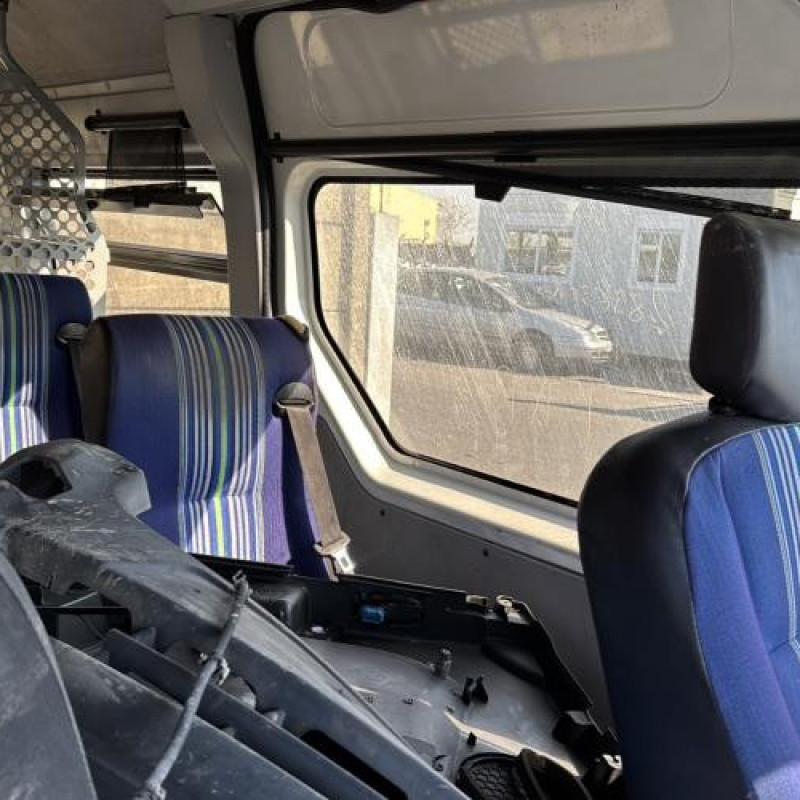Boitier air bag RENAULT MASTER 3 Photo n°15