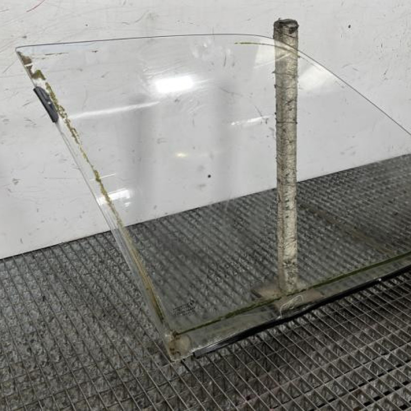 Vitre avant droit RENAULT R19 Photo n°3