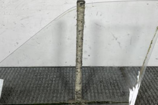 Vitre avant droit RENAULT R19