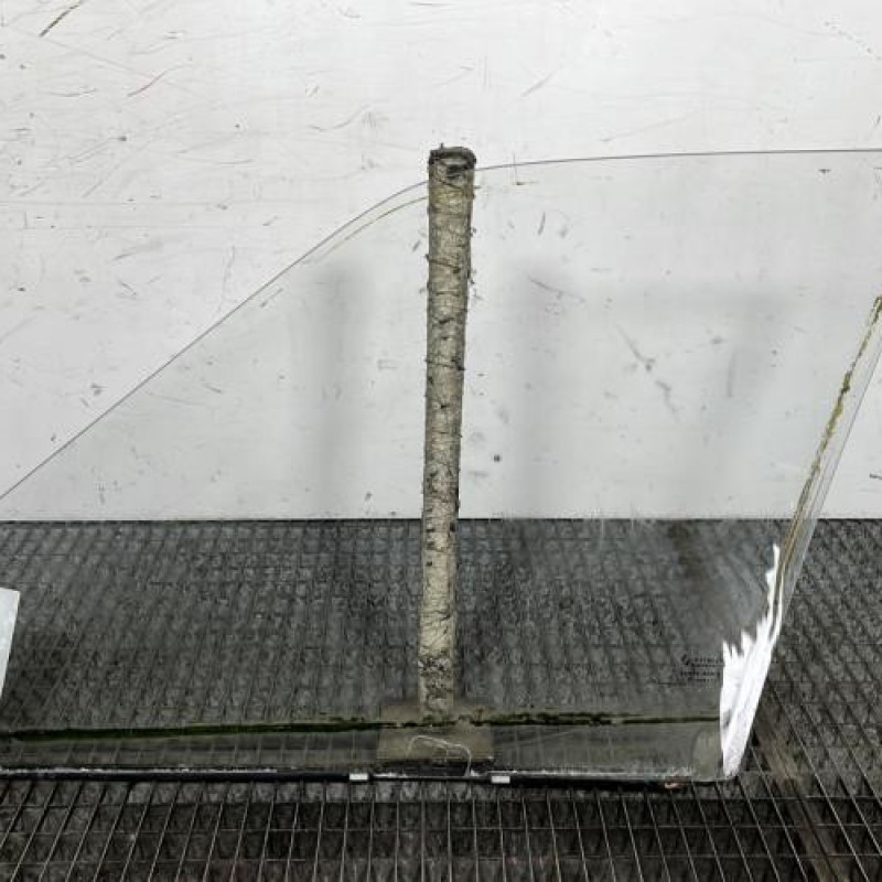 Vitre avant droit RENAULT R19 Photo n°4