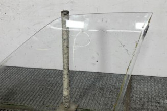 Vitre avant gauche RENAULT R19