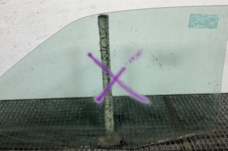 Vitre avant droit PEUGEOT 306