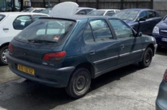 Commodo phare PEUGEOT 306