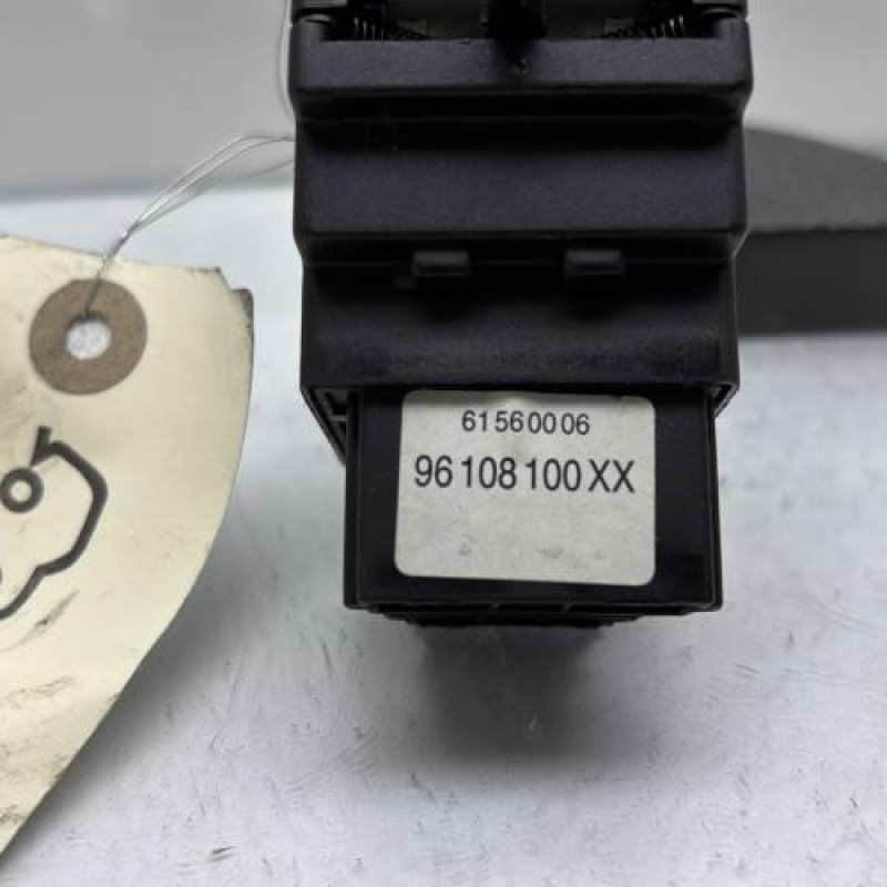 Commodo phare PEUGEOT 405 Photo n°5