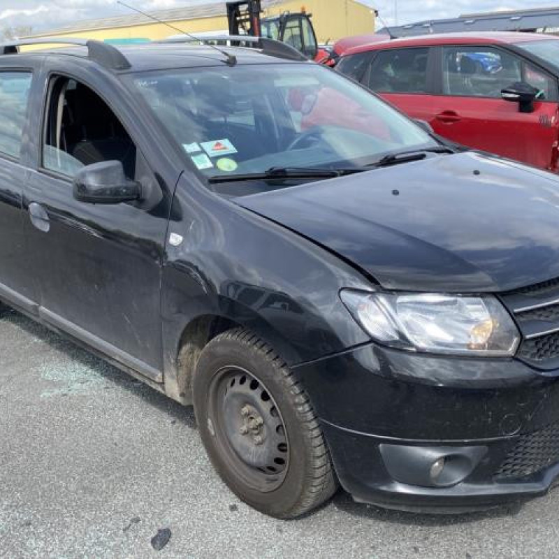 Face avant DACIA LOGAN MCV 2 Photo n°3