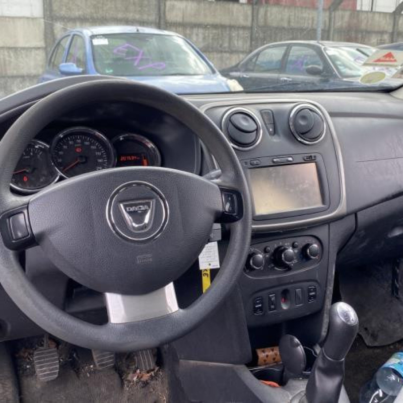 Face avant DACIA LOGAN MCV 2 Photo n°14