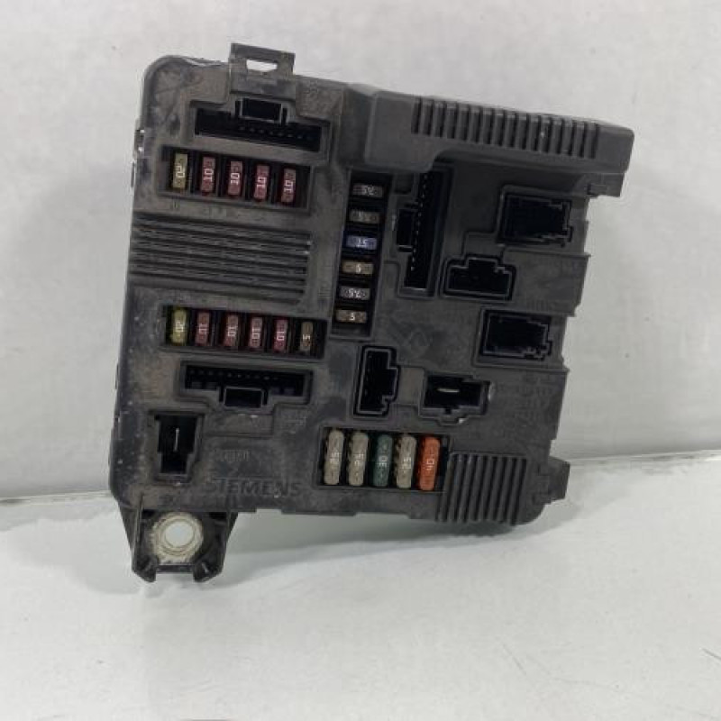 Boitier UPC RENAULT MEGANE 2 Photo n°1