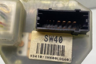 Commodo phare KIA CEE-D 1